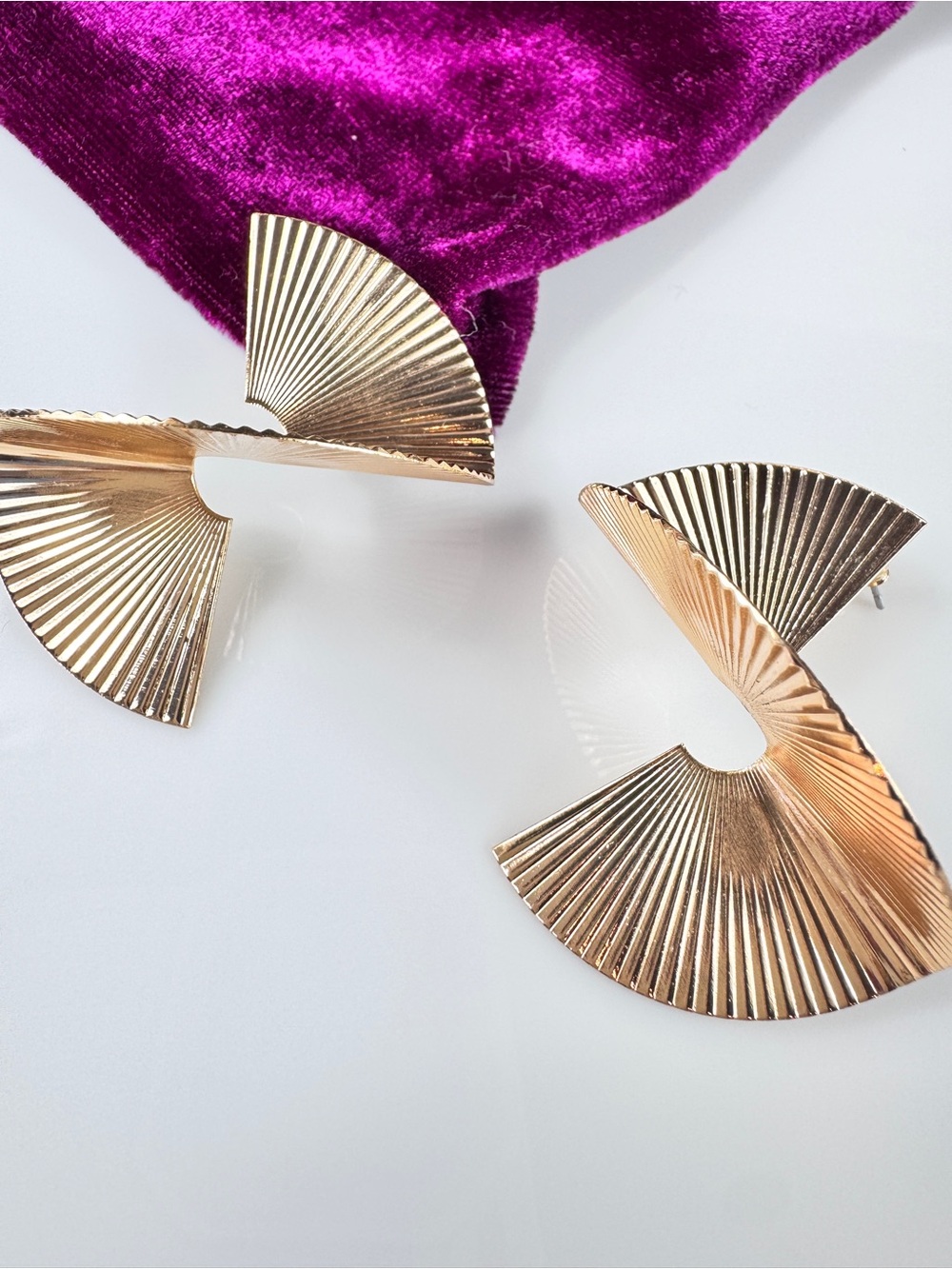 Gold Sculptural Fan Drop Earrings - Elegant Women's Accessories